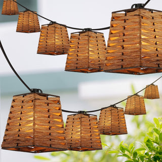 Quinn 10-Light Indoor/Outdoor 10 ft. Classic Vintage Incandescent G40 Square Bamboo Shaded String Lights - JONATHAN Y