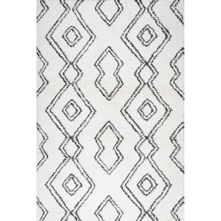 Deia Moroccan Style Diamond Shag Area Rug