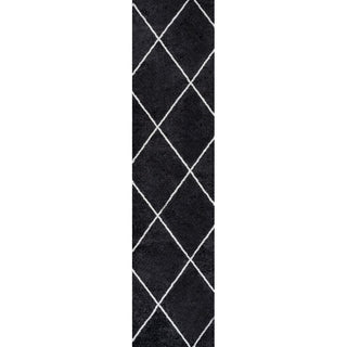 Cole Minimalist Diamond Trellis Area Rug