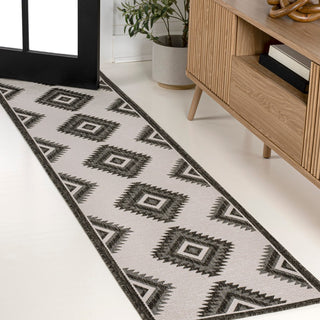 Lior Geometric Moroccan Diamond Area Rug