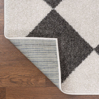 Draper Classic Geometric Diamond Pattern Area Rug - JONATHAN Y