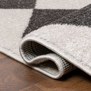 Draper Classic Geometric Diamond Pattern Area Rug - JONATHAN Y