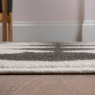 Draper Classic Geometric Diamond Pattern Area Rug - JONATHAN Y
