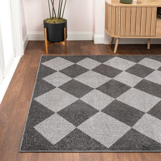 Draper Classic Geometric Diamond Pattern Area Rug - JONATHAN Y