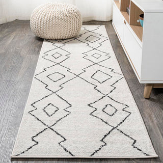 Alia Moroccan Beni Souk Area Rug - JONATHAN Y