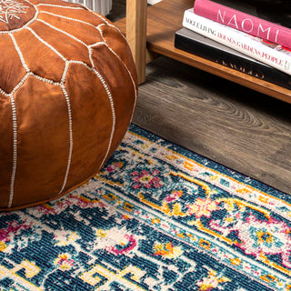 Brooklyn Geometric Medallion Area Rug - JONATHAN Y