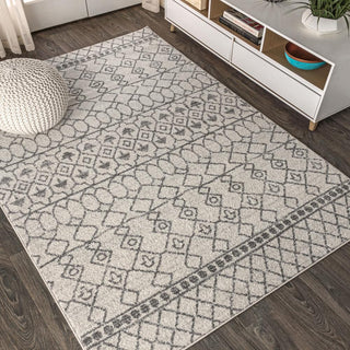 Izil Moroccan Beni Souk Area Rug - JONATHAN Y