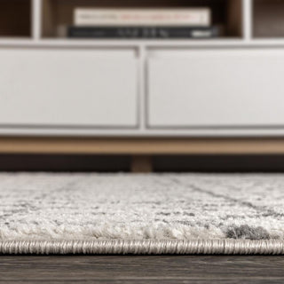 Izil Moroccan Beni Souk Area Rug - JONATHAN Y