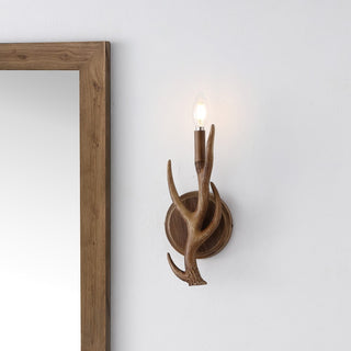 Cody 5.5" 1-Light Southwestern Bohemian Resin/Iron Faux Antler LED Sconce - JONATHAN Y