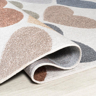 Dila Modern Hearts Geometric Machine-washable Area Rug - JONATHAN Y