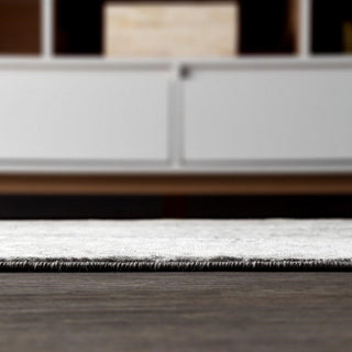 Modern Persian Vintage Medallion Area Rug - JONATHAN Y