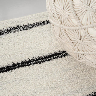 Williamsburg Minimalist Stripe Area Rug