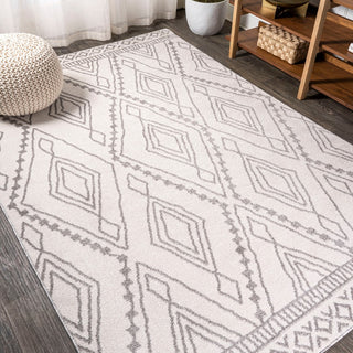 Rih Moroccan Style Diamond Area Rug