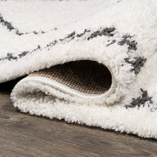 Calvia Moroccan Diamond Shag Area Rug
