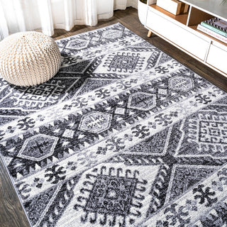 Sura Modern Kilim Geometric Area Rug