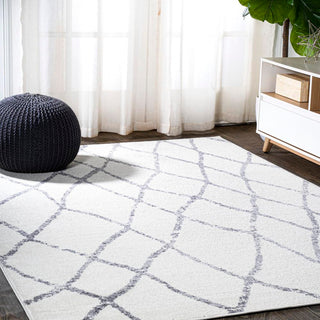 Illi Moroccan Diamond Trellis Area Rug - JONATHAN Y