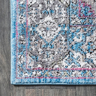 Kesan Vintage Medallion Area Rug - JONATHAN Y