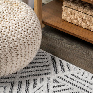 Jordan High-low Pile Art Deco Geometric Indoor/outdoor Area Rug - JONATHAN Y