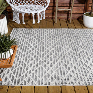 Ararat High-low Pile Moroccan Diamond Modern Indoor/outdoor Area Rug