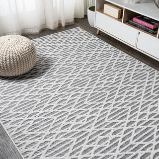 Ararat High-low Pile Moroccan Diamond Modern Indoor/outdoor Area Rug