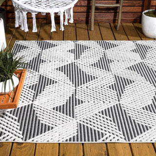 Jazz High-low Pile Art Deco Geometric Indoor/outdoor Area Rug - JONATHAN Y