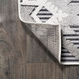 Sumak High-low Pile Neutral Diamond Kilim Area Rug