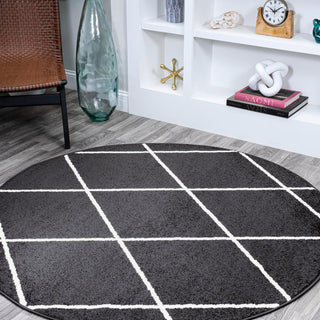 Cole Minimalist Diamond Trellis Area Rug - JONATHAN Y