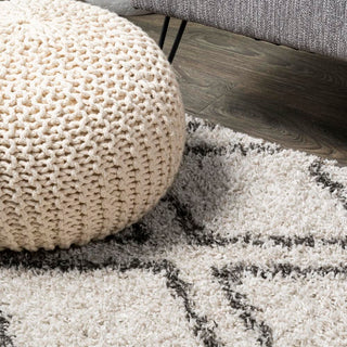 Soller Diamond Trellis Shag Area Rug - JONATHAN Y