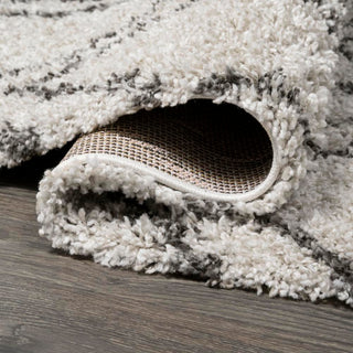 Soller Diamond Trellis Shag Area Rug - JONATHAN Y