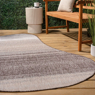 Evan Modern Rustic Organic Curve Indoor/Outdoor Area Rug - JONATHAN Y