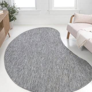 Evan Modern Rustic Organic Curve Indoor/Outdoor Area Rug - JONATHAN Y