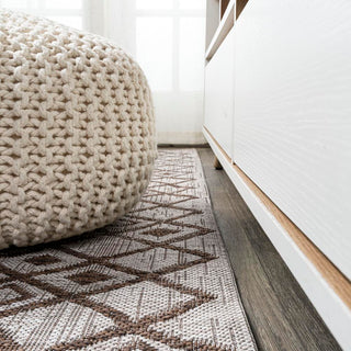 Tokay Bohemian Geometric Indoor/outdoor Area Rug - JONATHAN Y