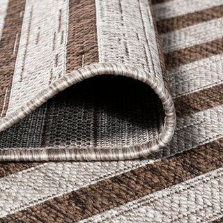 Sukie Modern Offset Stripe Indoor/outdoor Area Rug