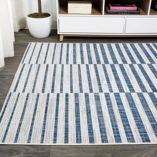 Sukie Modern Offset Stripe Indoor/outdoor Area Rug