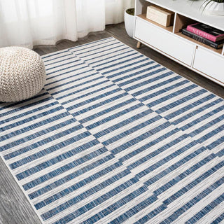 Sukie Modern Offset Stripe Indoor/outdoor Area Rug