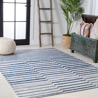 Sukie Modern Offset Stripe Indoor/outdoor Area Rug
