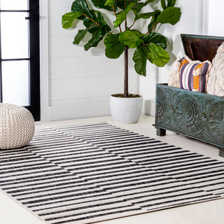 Sukie Modern Offset Stripe Indoor/outdoor Area Rug