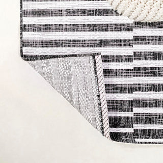 Sukie Modern Offset Stripe Indoor/outdoor Area Rug