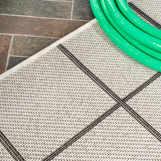 Grid Modern Squares Indoor/outdoor Area Rug - JONATHAN Y