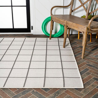 Grid Modern Squares Indoor/outdoor Area Rug - JONATHAN Y