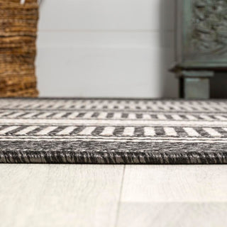 Haynes Modern Double Stripe Indoor/outdoor Area Rug - JONATHAN Y