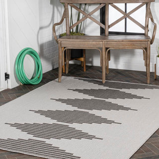 Vinales Diamond Stripe Indoor/outdoor Area Rug