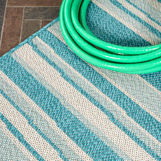 Castara Wavy Stripe Modern Indoor/outdoor Area Rug - JONATHAN Y
