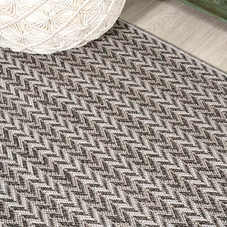 Chevron Modern Concentric Squares Indoor/outdoor Area Rug - JONATHAN Y