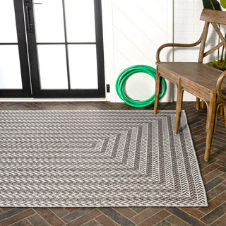 Chevron Modern Concentric Squares Indoor/outdoor Area Rug - JONATHAN Y