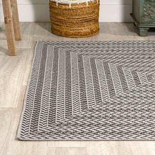 Chevron Modern Concentric Squares Indoor/outdoor Area Rug - JONATHAN Y