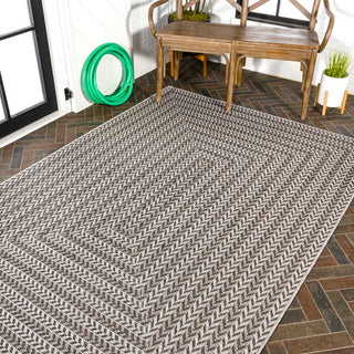 Chevron Modern Concentric Squares Indoor/outdoor Area Rug - JONATHAN Y