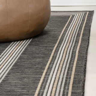 Argo Classic Nautical Mitre Stripe Reversible Machine-Washable Indoor/Outdoor Area Rug - JONATHAN Y
