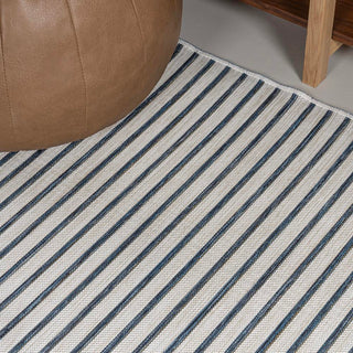 Damon Classic Coastal Pinstripe Reversible Machine-Washable Indoor/Outdoor Area Rug - JONATHAN Y