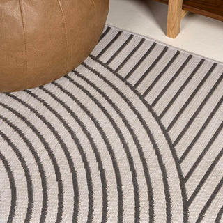 Arielle Mid-Century Modern Curve Stripe Reversible Machine-Washable Indoor/Outdoor Area Rug - JONATHAN Y